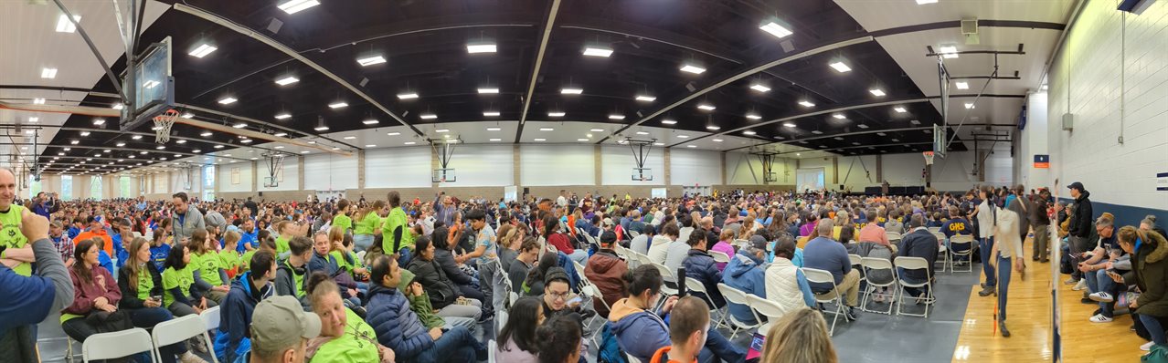 Panoramic view of the 2023 Illinois Science Olympiad State Championship teams and attendees.